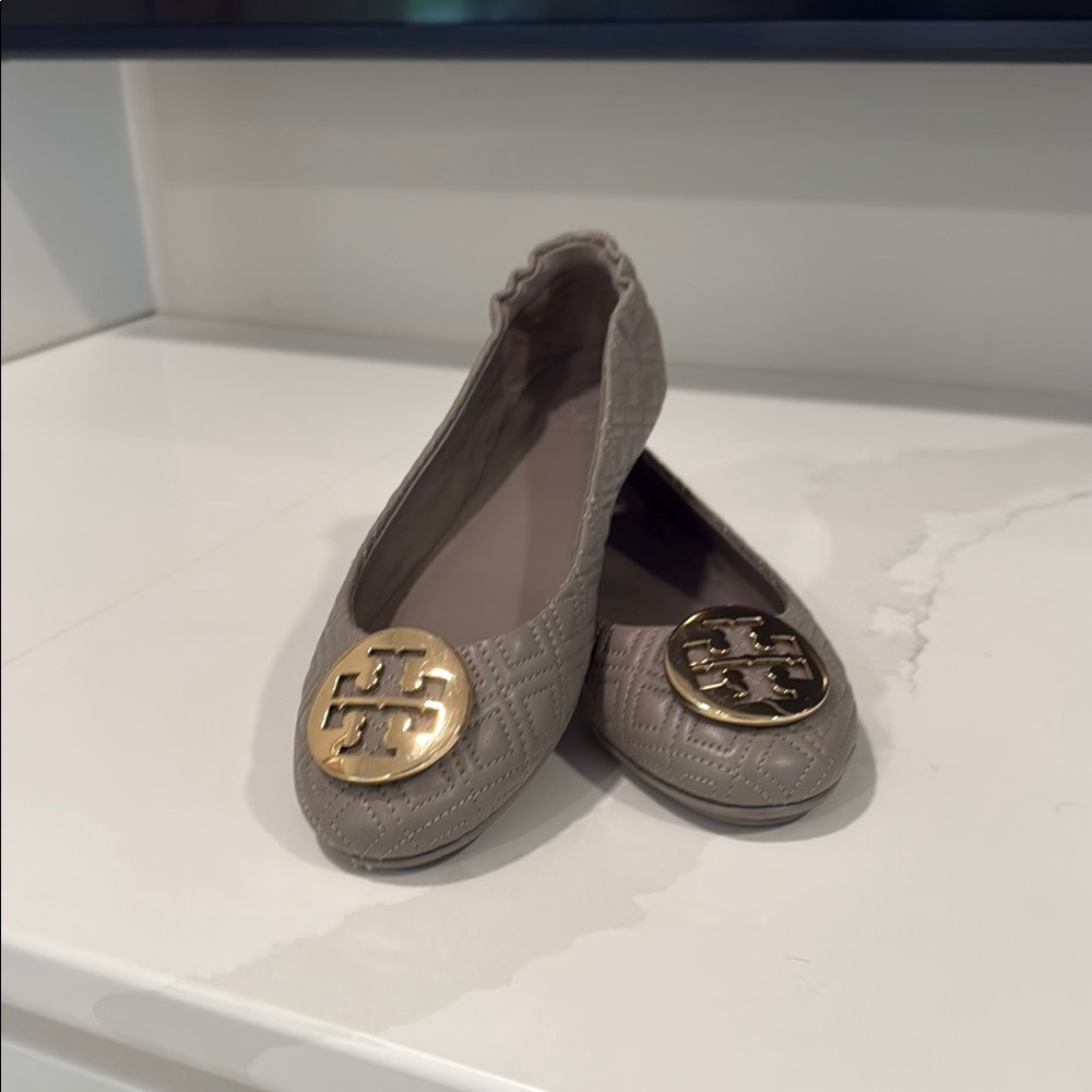 Tory Burch Gold and Tan Flats Elegant Loafers/ Ballet Flats